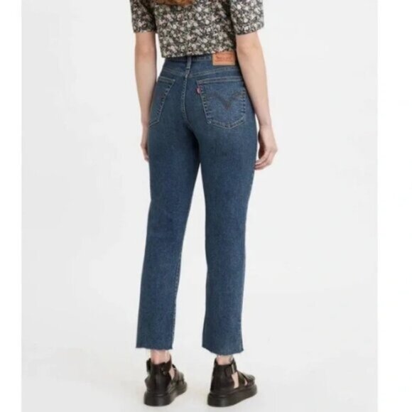 Levi’s High Rise Wedgie Straight Cropped Jeans - 25 - Picture 3 of 14